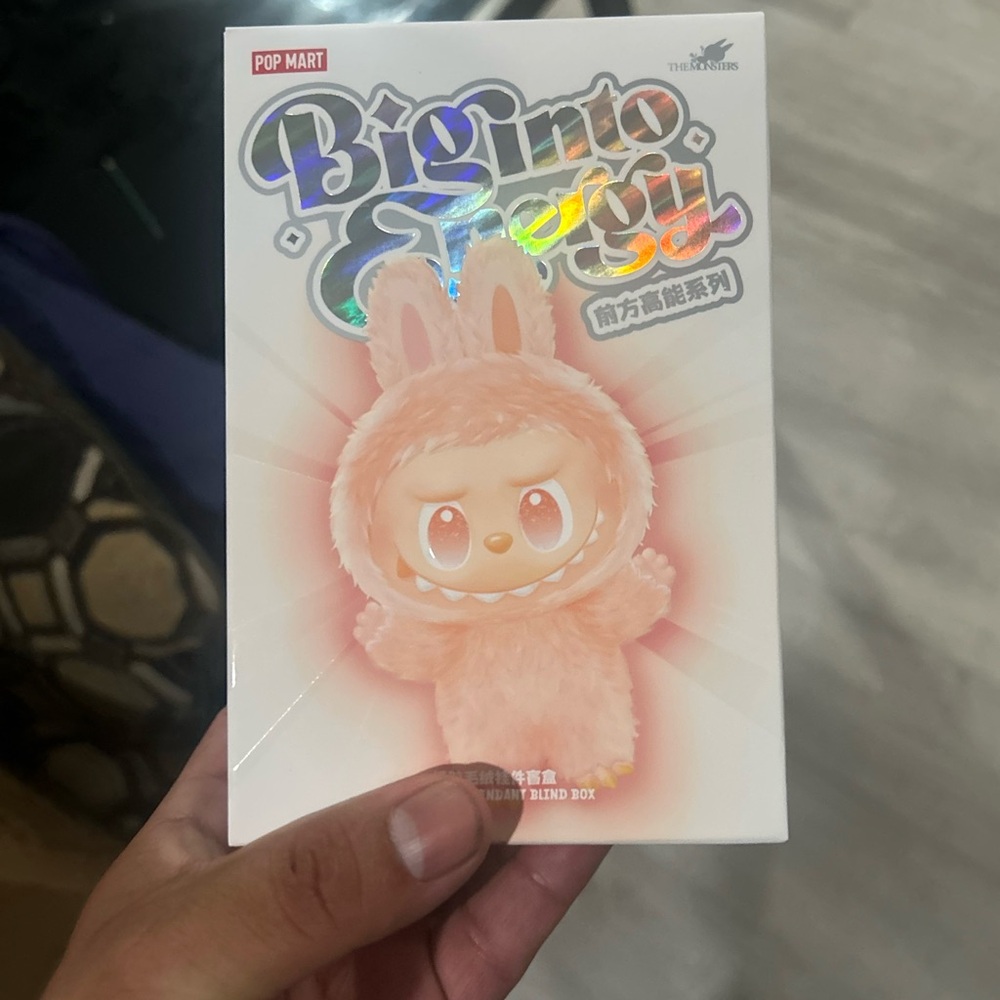 Pop Mart Big Into Energy blind box
Authentic